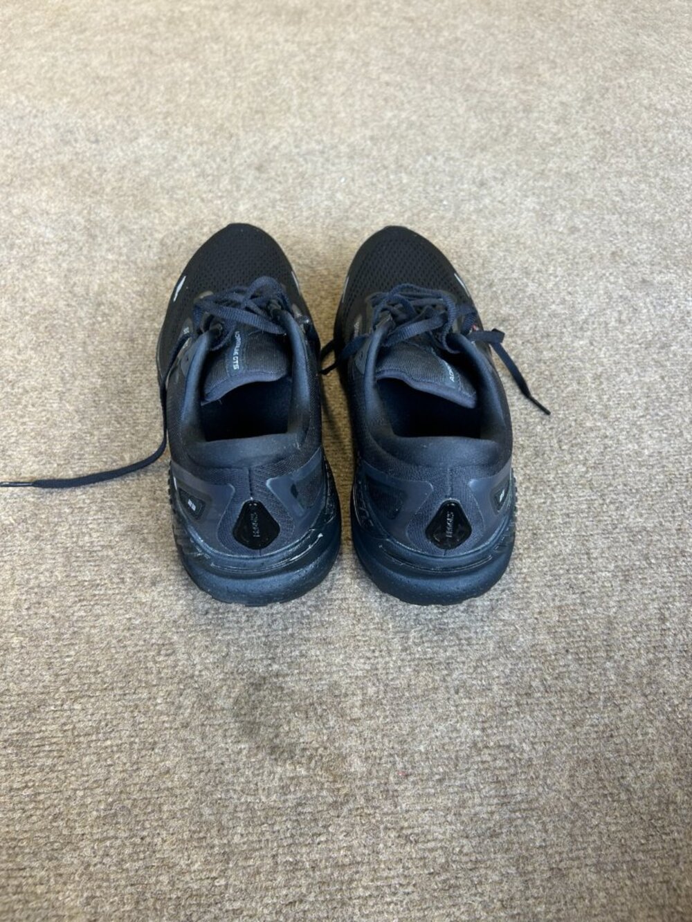 Brooks Adrenaline GTS 23 Black Running Shoes – Lightly Worn - Picture 4 of 9
